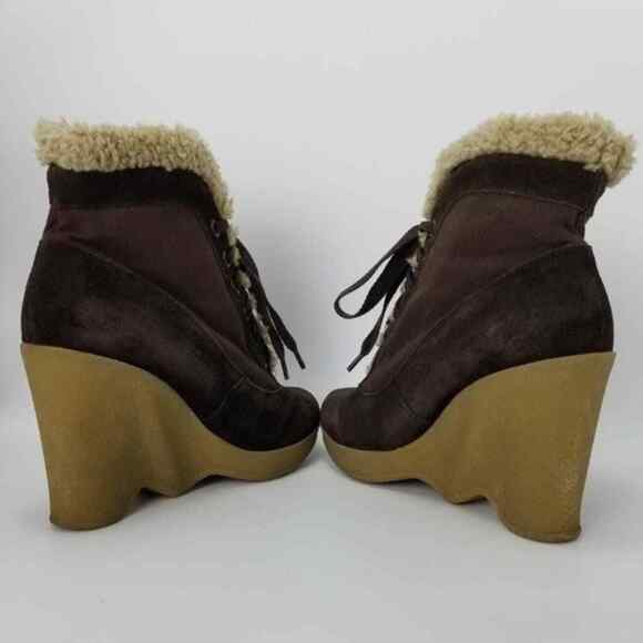 Betsey Johnson Betseyville Shearling Platform Wedge Ankle Booties Size 9 M - Picture 10 of 10